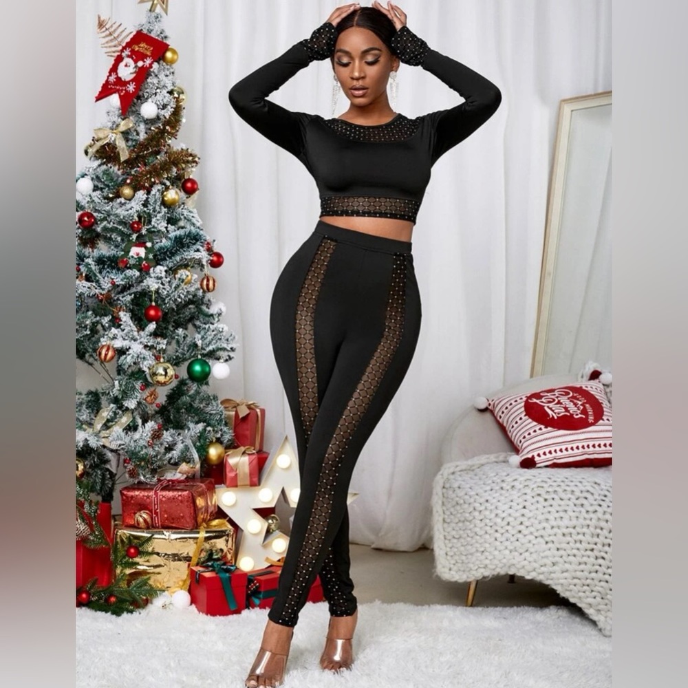 Mesh Insert Flounce Sleeve Crop Top & Leggings (black set)